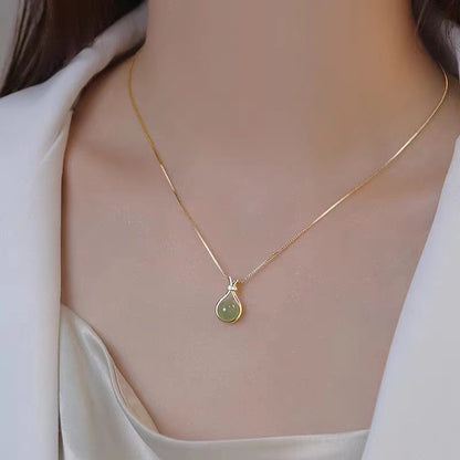 Imitation Hetian jade titanium steel necklace