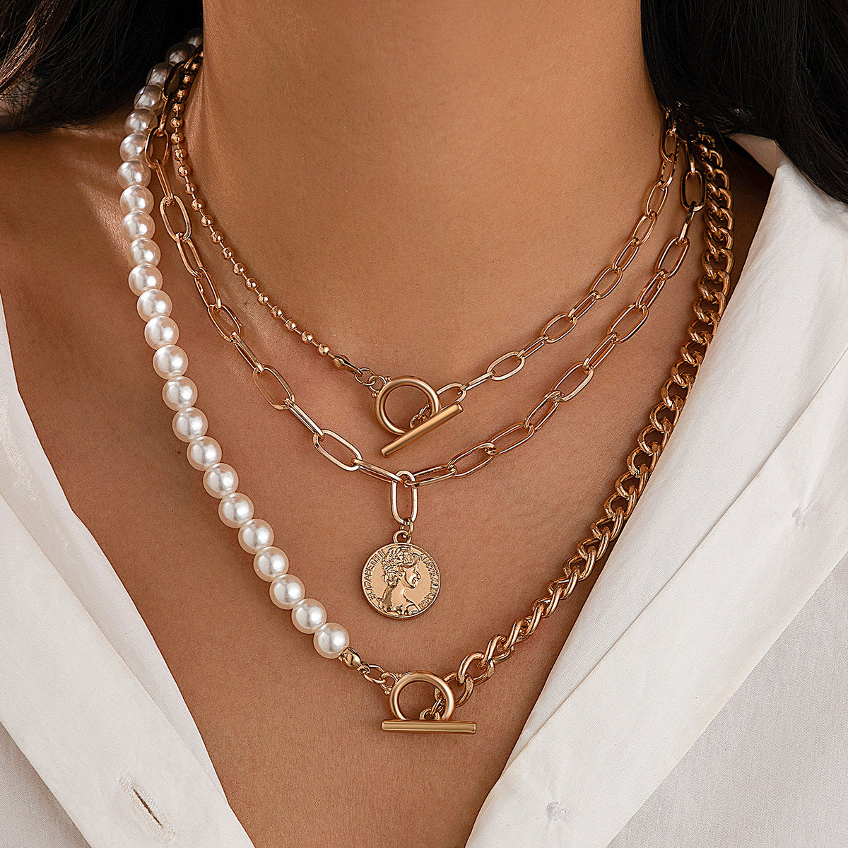 Pearl disc multilayer clavicle chain necklace