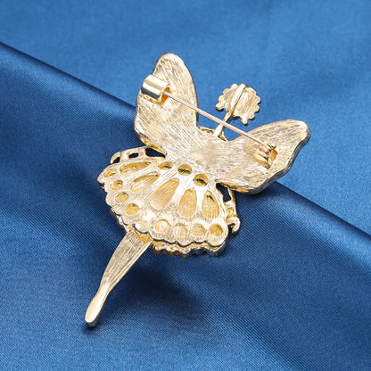 Cute angel brooch full of diamonds