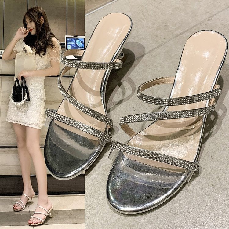 New pull-strip crystal sandals