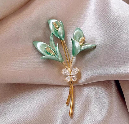 Lily Flower Butterfly Brooch