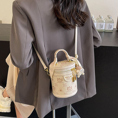 Popular bucket bag