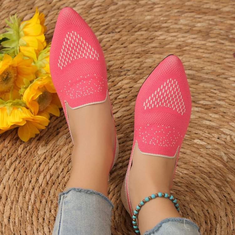 Flying knitted pink large size shoes