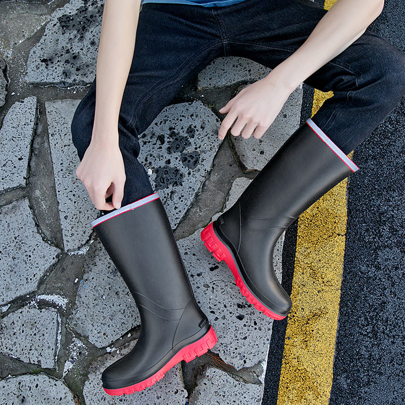 High tube rain shoes for men