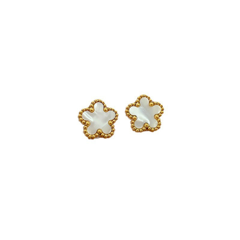 Shell five-leaf flower earrings