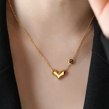 Three-dimensional love letter necklace