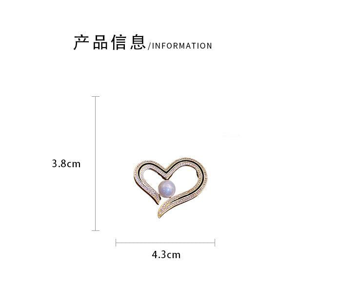 SD Pearl Zircon Love Brooch