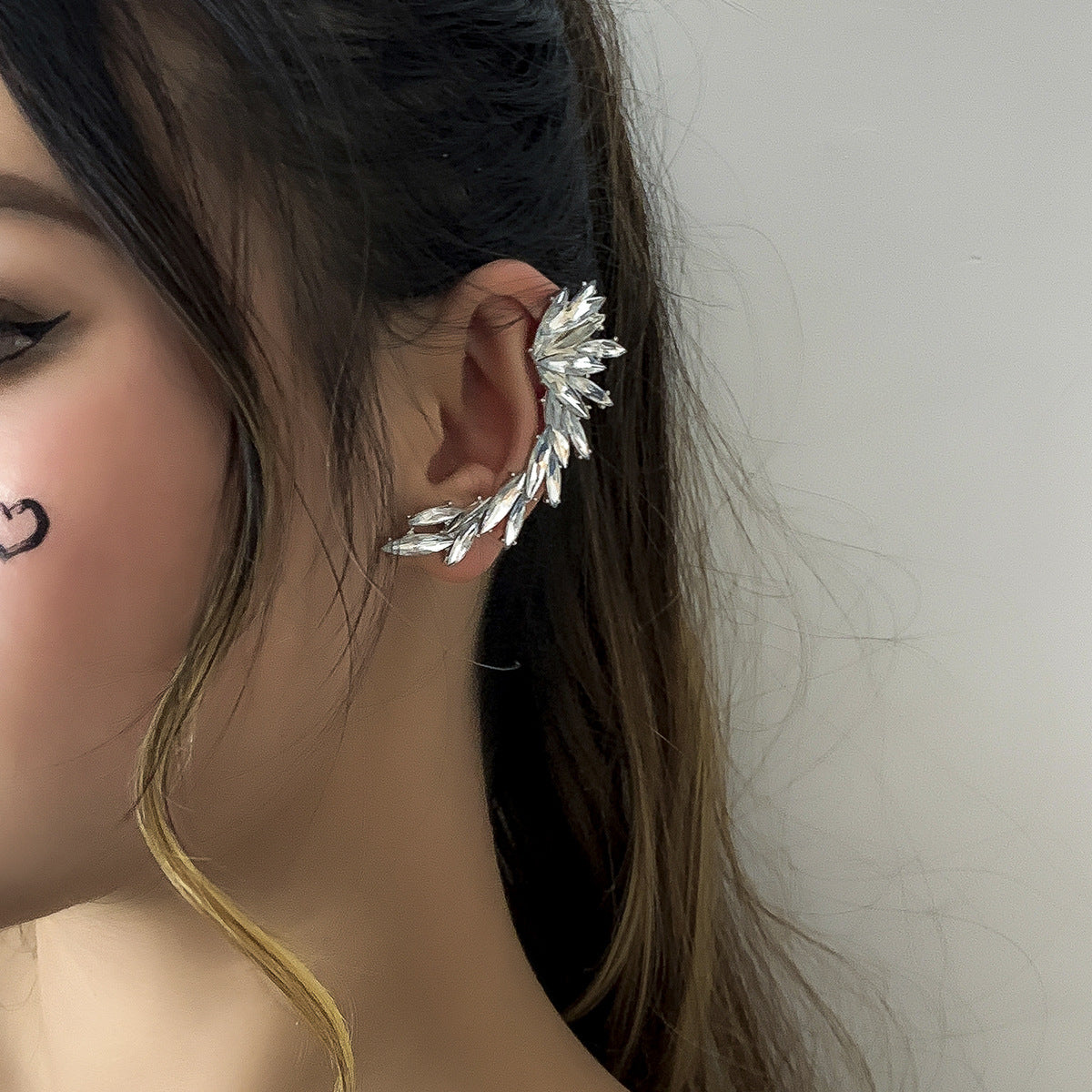 Rhinestone Contour Elf Ear Hanging