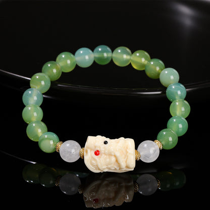 Apple green agate round bead bracelet.