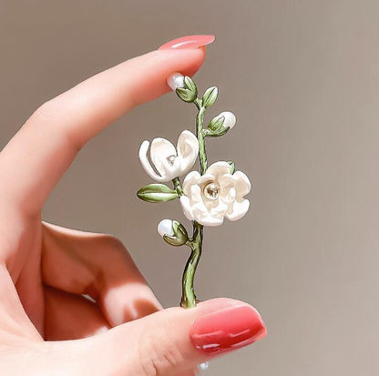 Mori Magnolia Plant Brooch