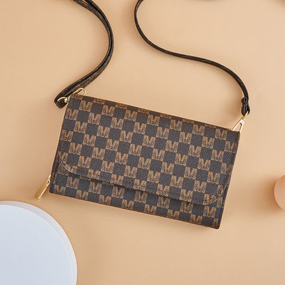 M pattern single pull mobile phone clutch bag