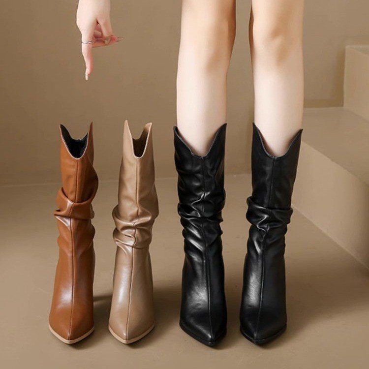 Tall pleated boots