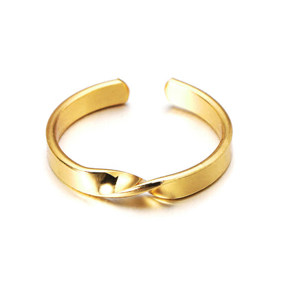 Mobius Strip Ring