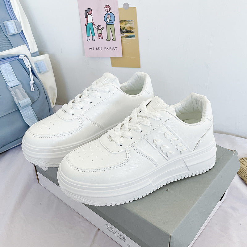 women's white casual sneakers