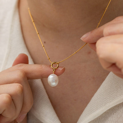 Natural Pearl Pendant Necklace