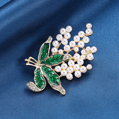 Green Leaf Brooch Brooch