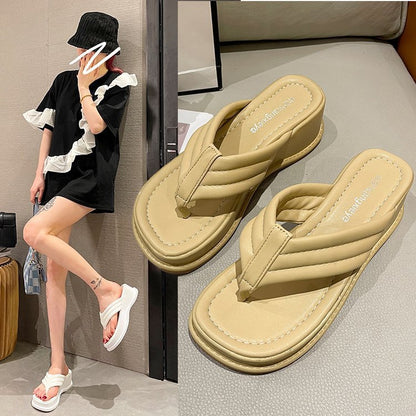 Flip-flops for women's summer outerwear