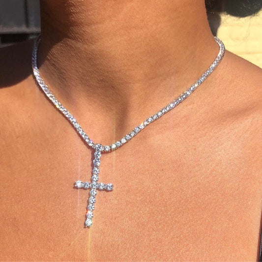 Cross necklace full of diamond pendant necklace