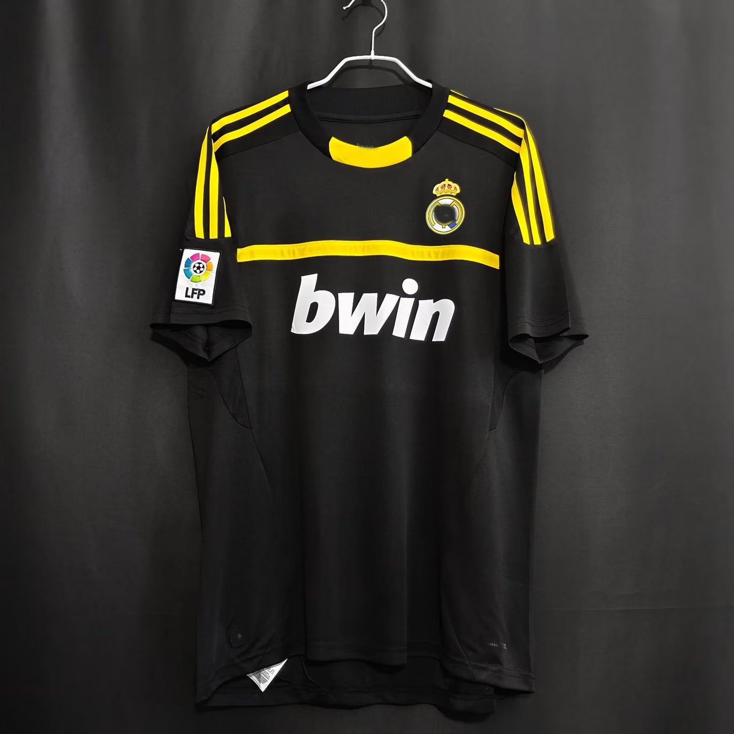 11-12 Real Madrid Retro 14 Guti Kak¨¢ Ra¨²l Redondo 7 Ronaldo Home Away GK