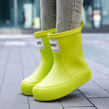 Rain shoes women's waterproof mouth medium tube rain boots are comfortable