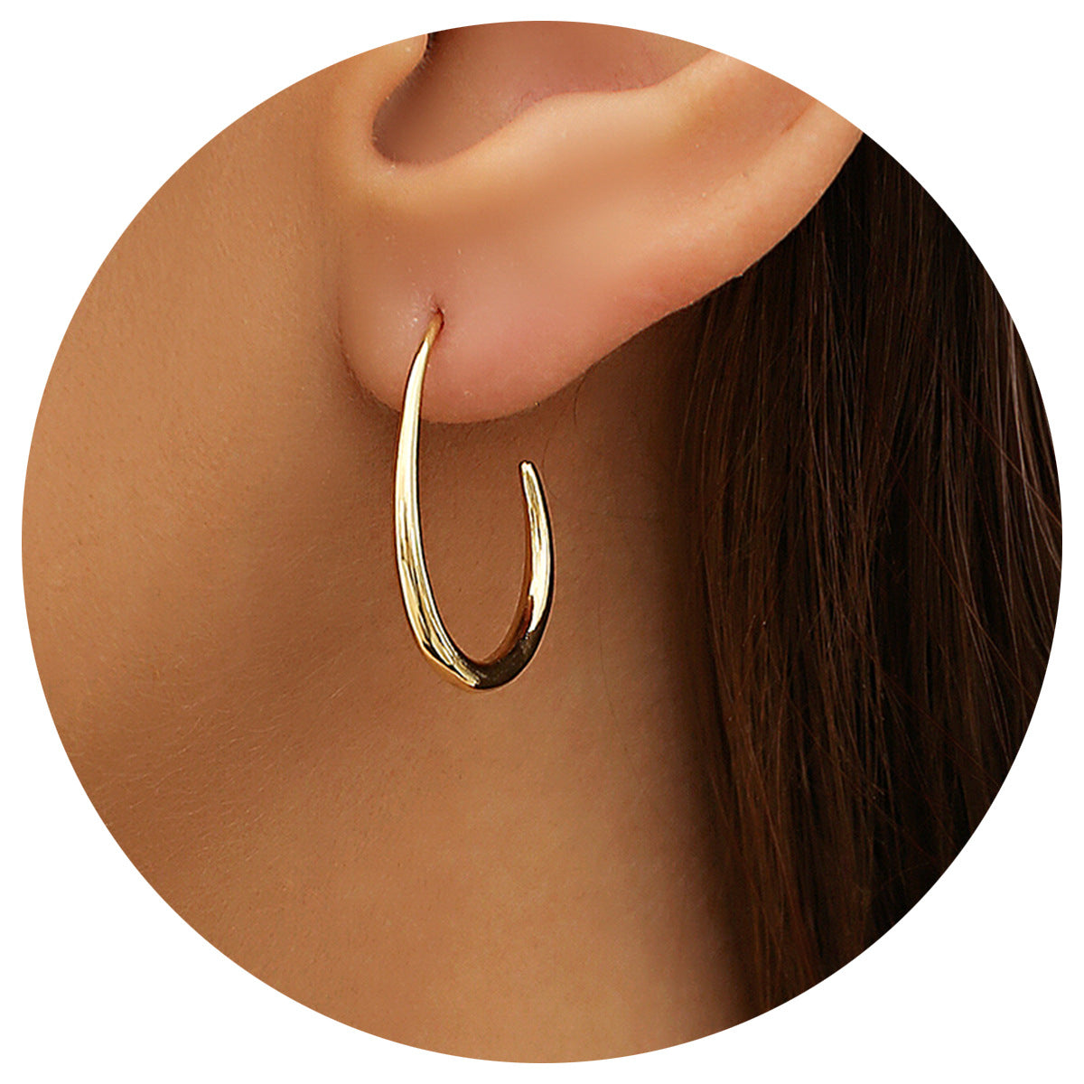 Water drop hollow contour stud earrings