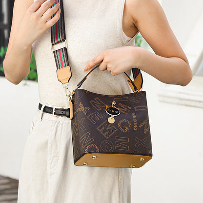 hot sale Trend messenger bag fashion