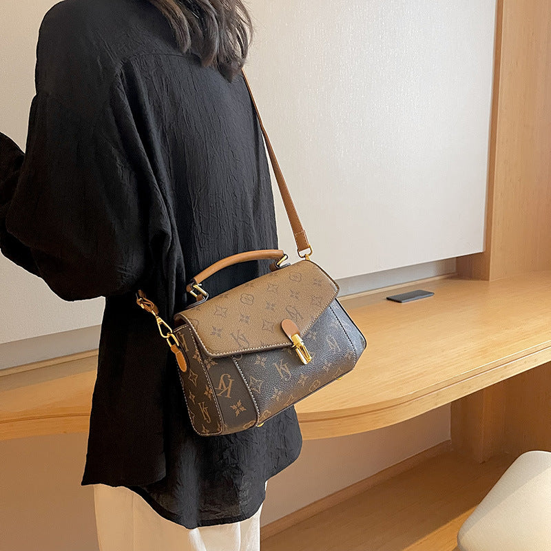 Handbag Versatile messenger bag fashion