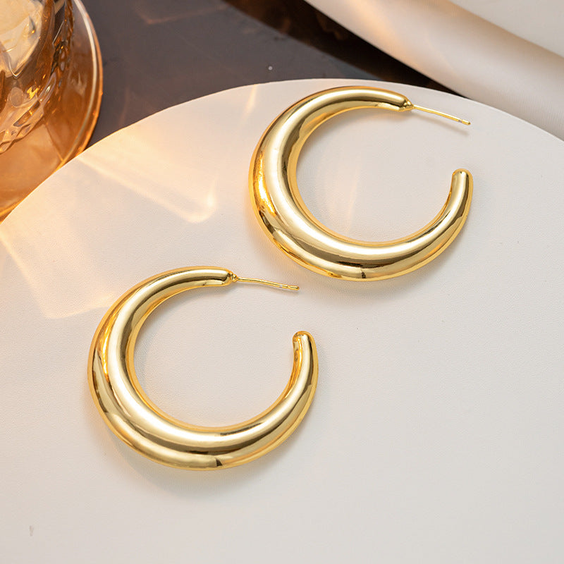 Luxe Metal Crescent Hoop Earrings Minimalist Chic Ins Style