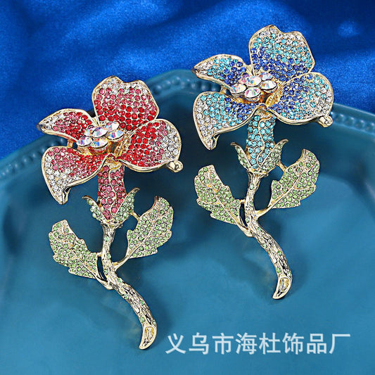 Retro flower brooch temperament