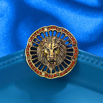 Lion brooch badge