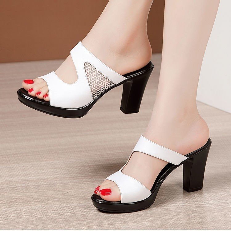 High-heeled fish-mouth sandals