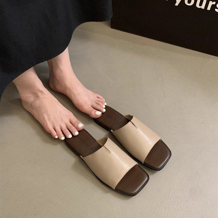 Flat bottom square head open-toed cool slippers