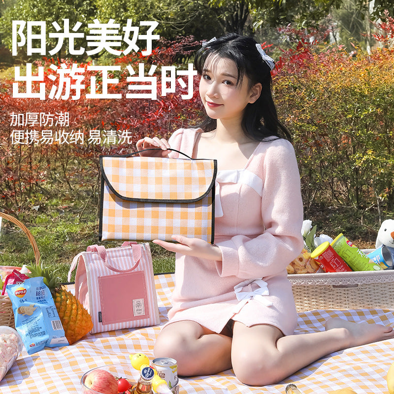 Thickened Outdoor Waterproof Picnic Blanket (Spring Outing, Beach)