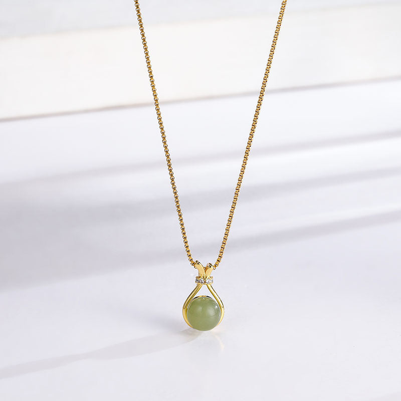 Imitation Hetian jade titanium steel necklace fashion