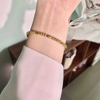 Gold plain ring bracelet