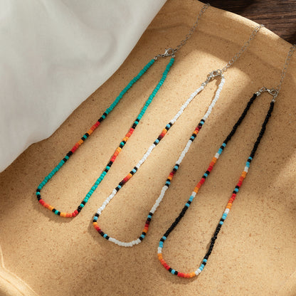 Beaded simple rice bead short necklace