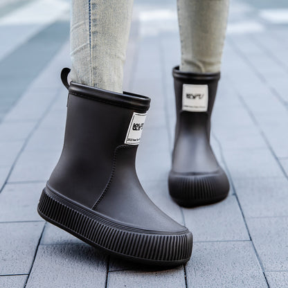 Rain shoes women's waterproof mouth medium tube rain boots are comfortable