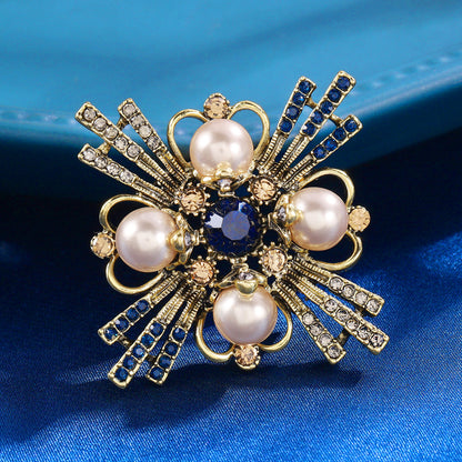 Pearl Flower Brooch