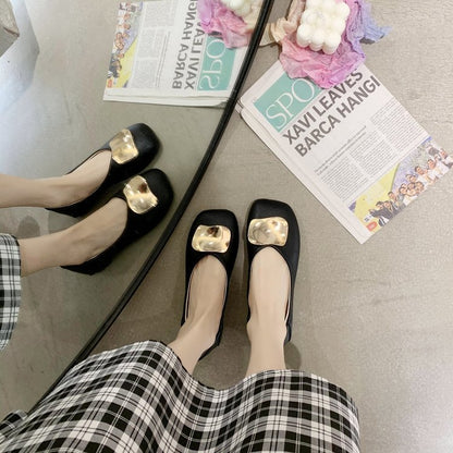 Hot-selling new flat shoes