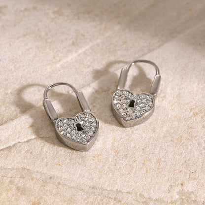 Heart lock shaped rhinestone titanium steel earrings