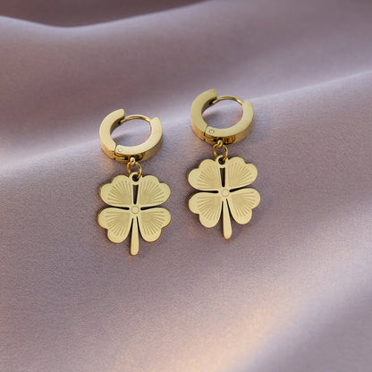 Four-leaf clover titanium steel ear buckle