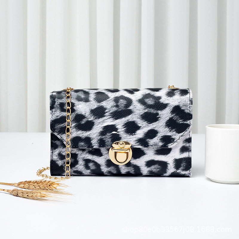 Leopard print square bag