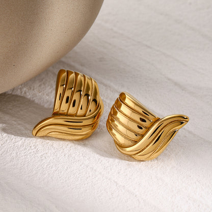 Threaded Wave Earrings