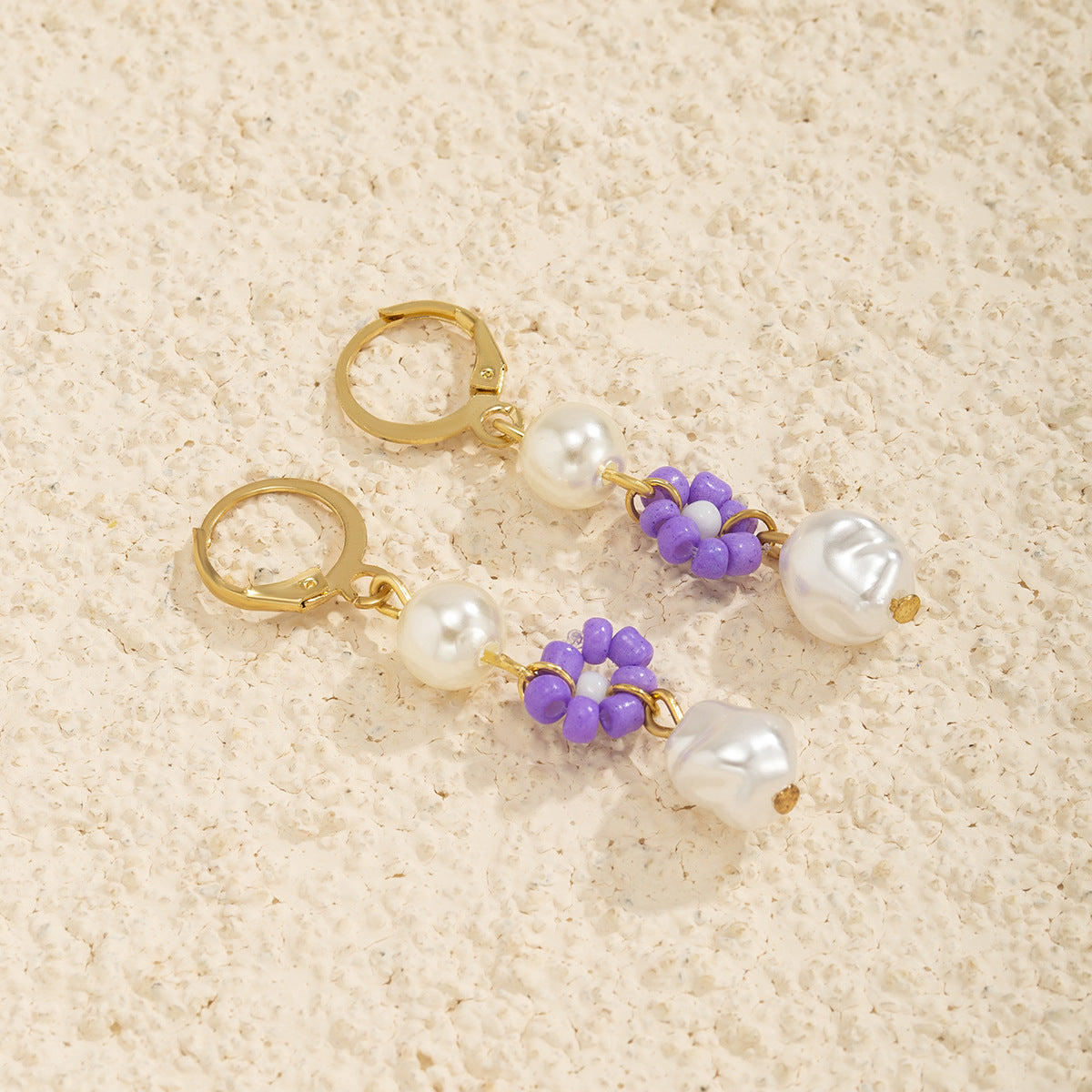 Imitation pearl flower earrings