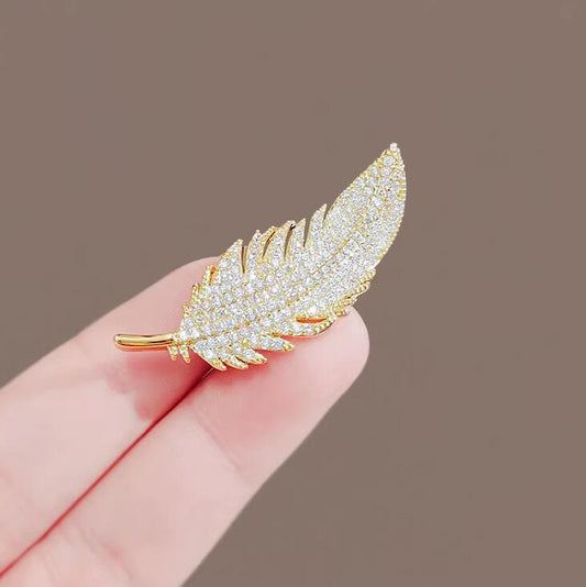 Temperament full diamond feather brooch