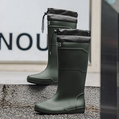 Wearing versatile non-slip rain boots