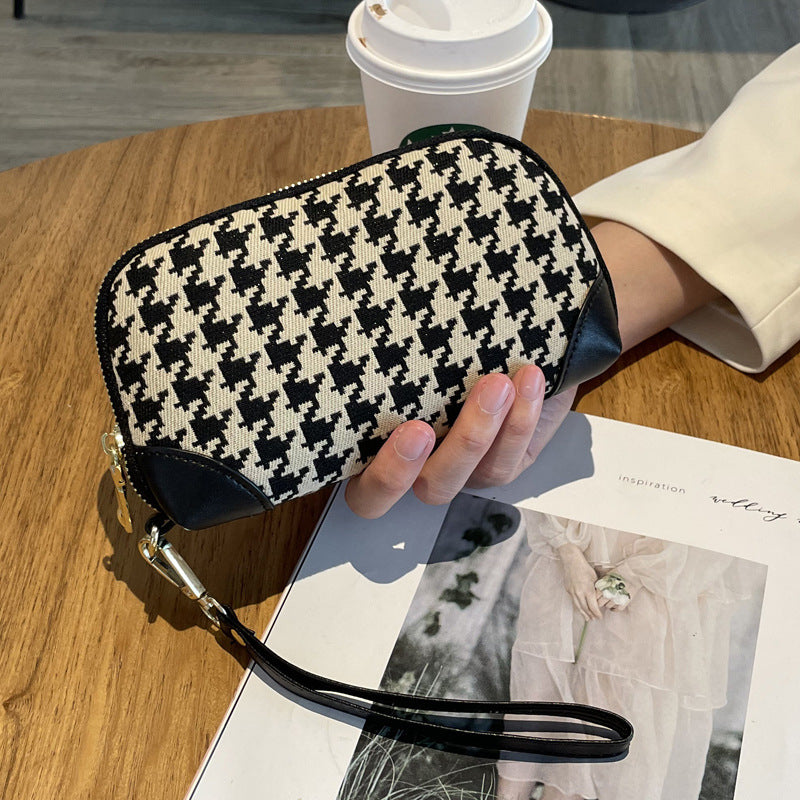 High-end canvas print clutch bag