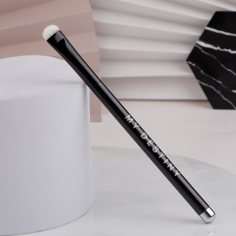 Matisse Eyeshadow Concealer Brush