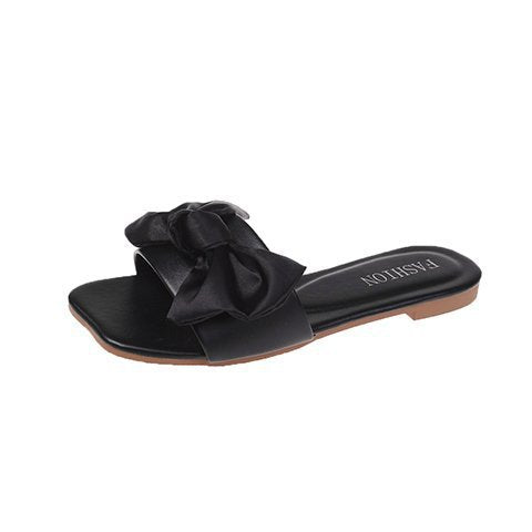 Sandals for women's flip-flops are fashionable