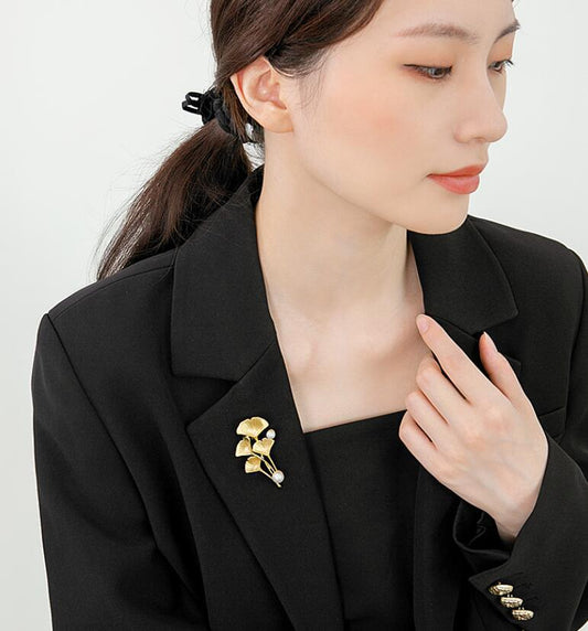 Metal Ginkgo Biloba Brooch High-end